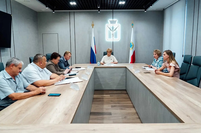 Депутат призвала усилить контроль за пассажирскими перевозками в Саратове